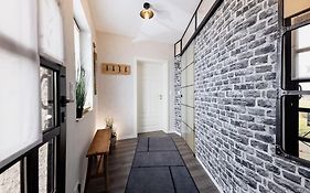 Racing-Apartment